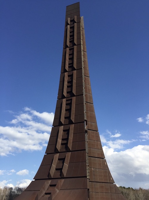 北海道百年記念塔２